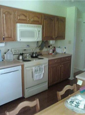 5th image of 412 Old Ness Plantation Rd