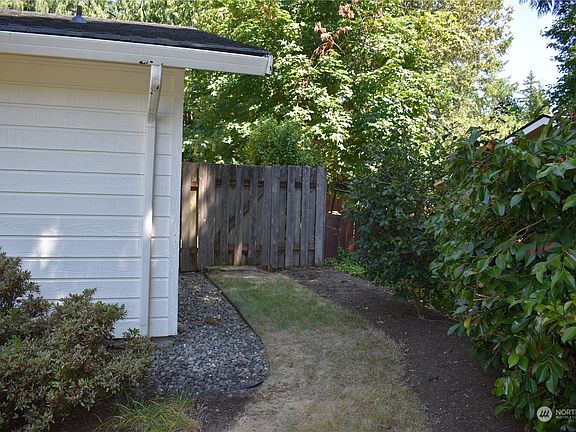 3rd image of 6447 Tralee Drive NW