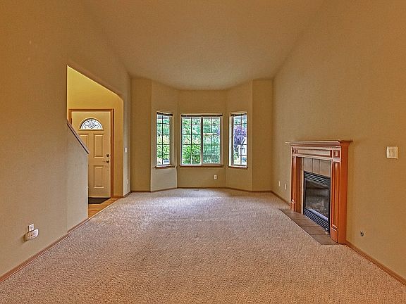 4th image of 7131 SE Marion St