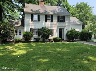 18 Field Rd, Riverside, CT 06878