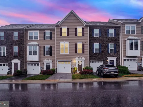 911 Brechin Ln #45, York, PA 17403