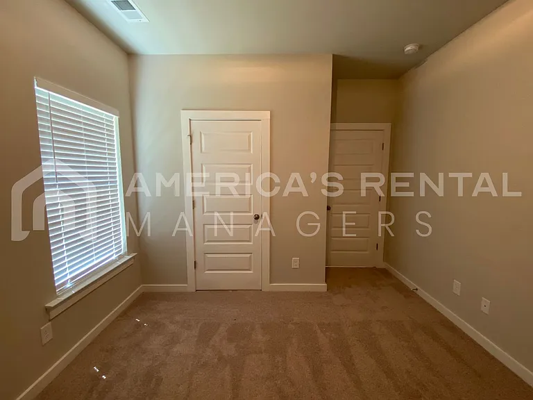 210 Ridge View Cir — Photo 17