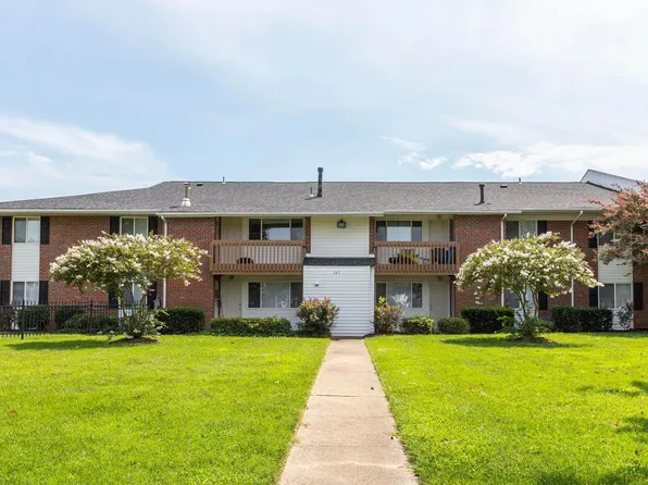 Patriot Pointe Apartments