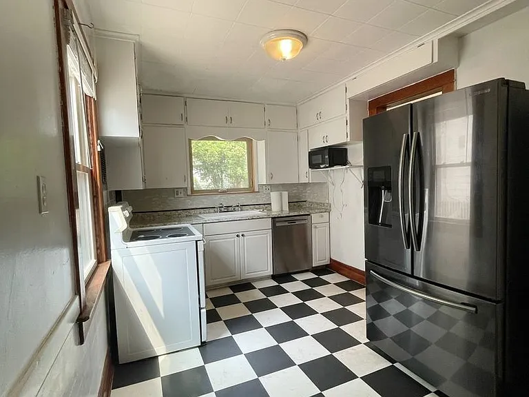 712 S Main St #ANN — Photo 14