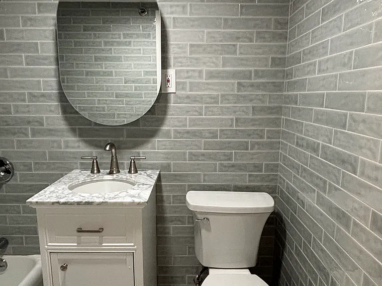 219 Washington St #12 — Photo 4