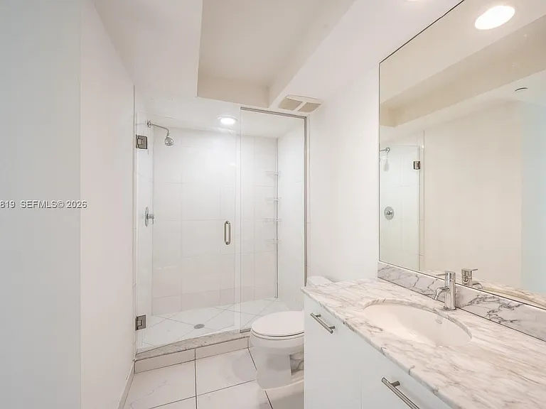 55 SE 6th St #2210 — Photo 15