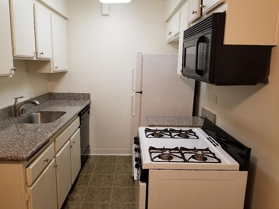 1st image of 1151 S Chestnut Ave Unit 181