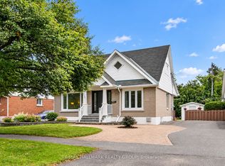 2544 Severn Ave, Ottawa, ON K2B 7V7