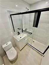 3 bed, 800 sqft, $3,000 — Photo 2