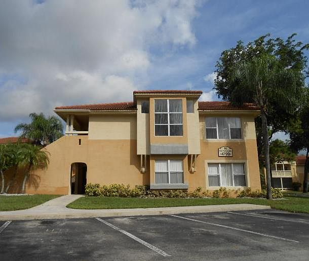 1st image of 4799 Via Palm Lakes Unit 1602