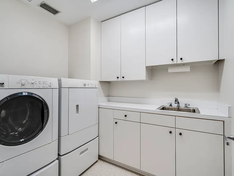 5530 Boca Raton Dr — Photo 32