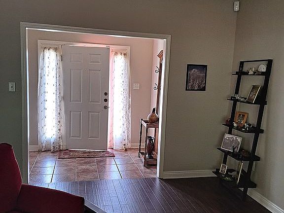 3rd image of 3704 Longstreet St