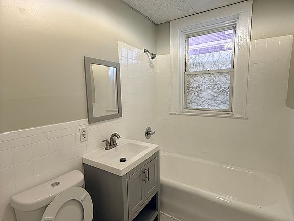 2nd image of 2 Columbia Ave #1014