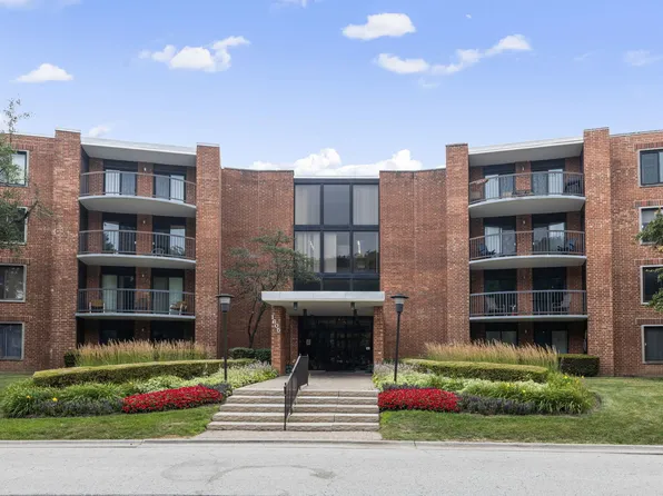 1605 E Central Rd Unit 304A, Arlington Heights, IL 60005