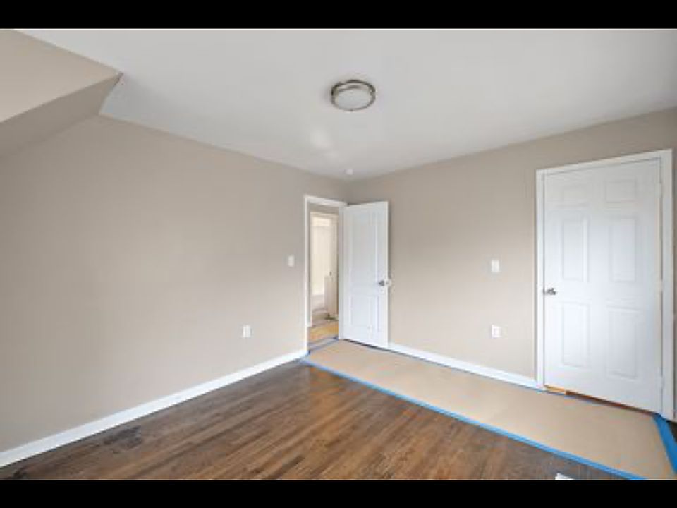 1st image of 11336 Winthrop St