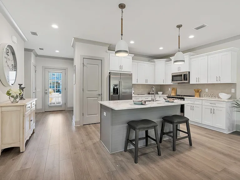 56 Golden Bell Ct #D — Photo 4