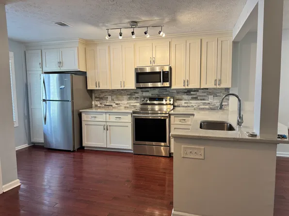 1718 Greystone Blvd APT 28, Mount Pleasant, SC 29464