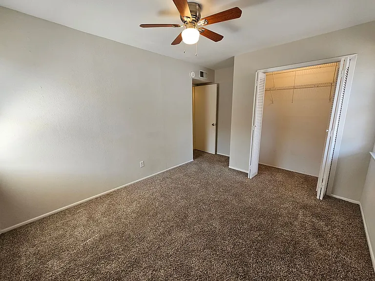 2906 Candlewick Ln — Photo 22