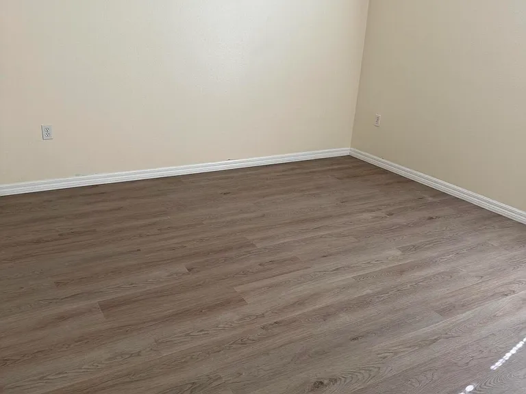 1178 White Oak Cir — Photo 13