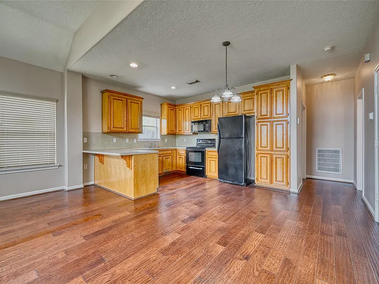 770 Hunt Rd #314 — Photo 10