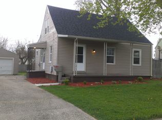 1942 Craig Dr, Dayton, OH 45420