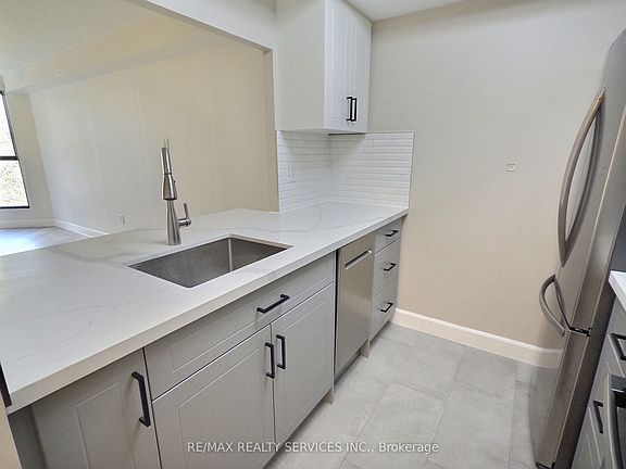 5th image of 8351 McLaughlin Rd S #321