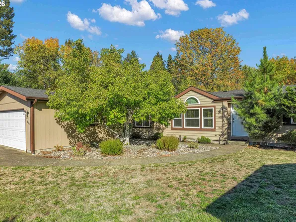 1655 S Elm St, Canby, OR 97013