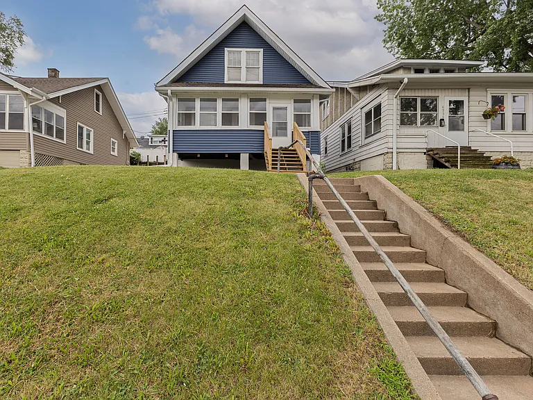 4335 Leavenworth St — Photo 12