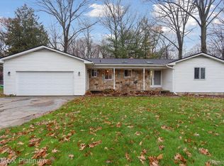 5120 S Belsay Rd, Grand Blanc, MI 48439