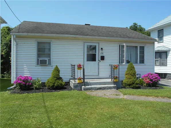 131 Dunning Ave, Auburn, NY 13021