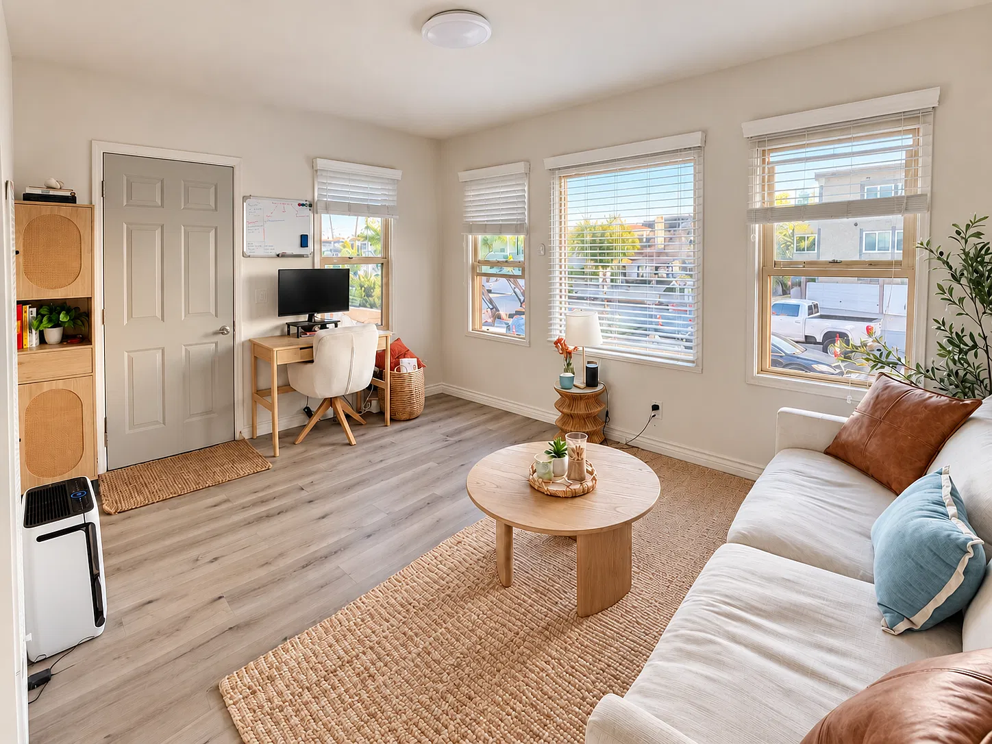 1 bed, 600 sqft, $3,500 — Photo 3