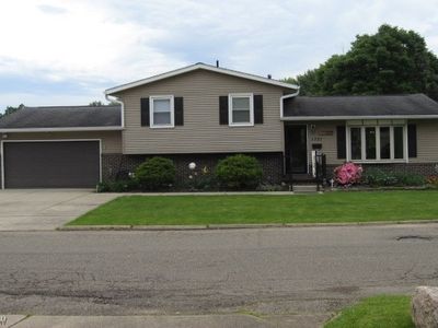 1727 Woodruff Ave NW, Massillon, OH, 44647