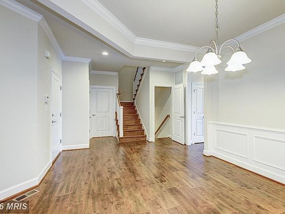 5th image of 44265 Mimosa Grove Sq