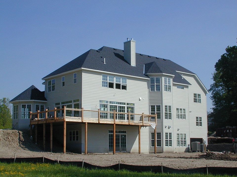 2nd image of 540 Applegarden Rd