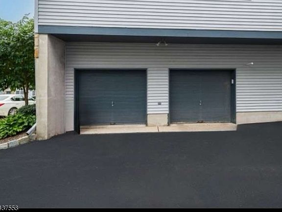 4th image of 39 Overlook Dr #39