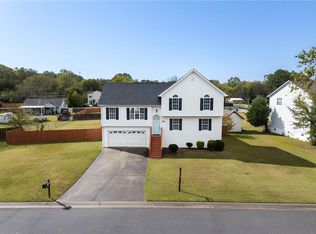 14 Hedgerow Ct SE, Cartersville, GA 30120