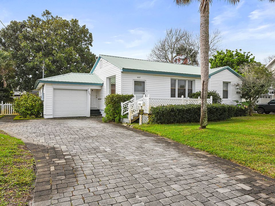 1st image of 602 14th Ave N