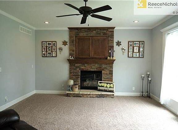 5th image of 2913 SE Jennifer Dr