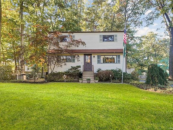 2nd image of 13 Plains Dr