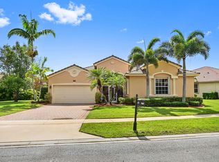 9437 Lantern Bay Cir, West Palm Beach, FL 33411