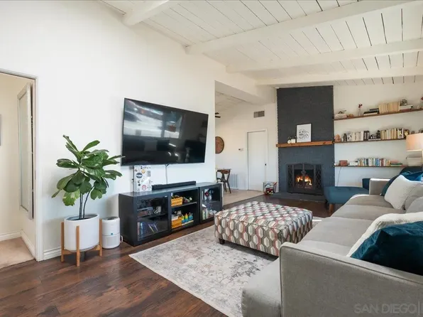 716 8th St, Ramona, CA 92065