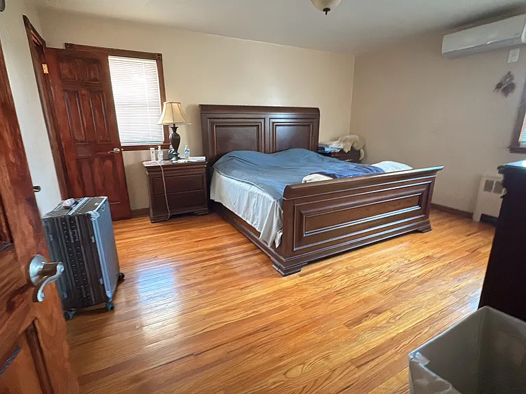 56 Marcus Ave — Photo 6