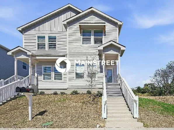 1169 E Oleander St, Fort Worth, TX 76104