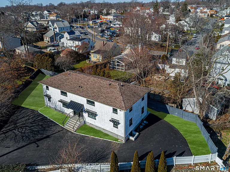 42 Poe Ct — Photo 15