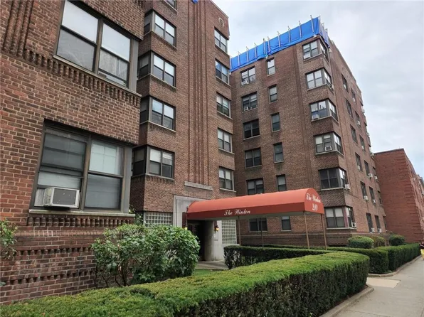 210 Martine Avenue #5F, White Plains, NY 10601