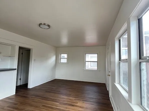 464 Walnut Ave, Long Beach, CA
