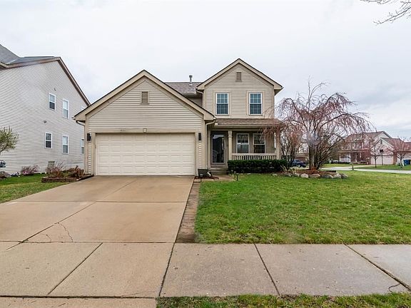 2nd image of 8582 Somerset Ln
