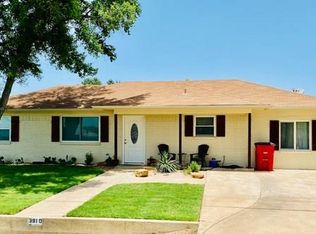 3910 Country Meadows Rd, Granbury, TX 76049