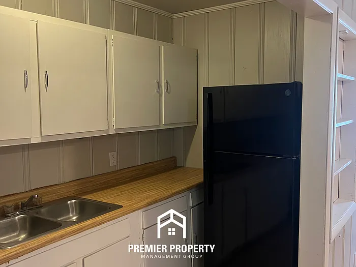 1412 Highland Ave SE #A — Photo 5