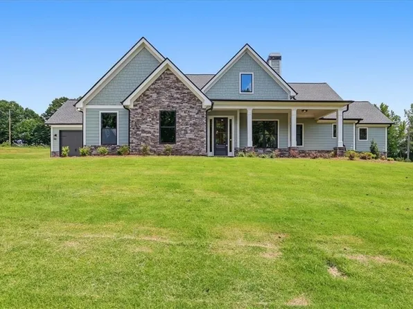 105 Maney Dr, Statham, GA 30666